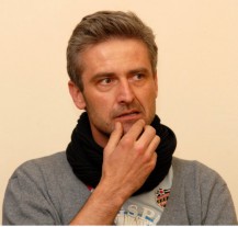 Roman Zach se v Plzni představí jako Lhář