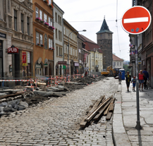 Od 7. července budou tramvaje v úseku ulic Pražská a U Zvonu jezdit po provizorní trati