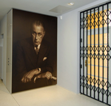 Další opravený Loosův interiér bude sloužit ke kulturním účelům