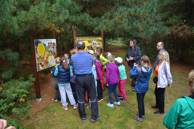 Arboretum Sofronka má novou naučnou stezku věnovanou včelám a včelařství