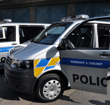 Policisté získali od města nové přepravní vozidlo