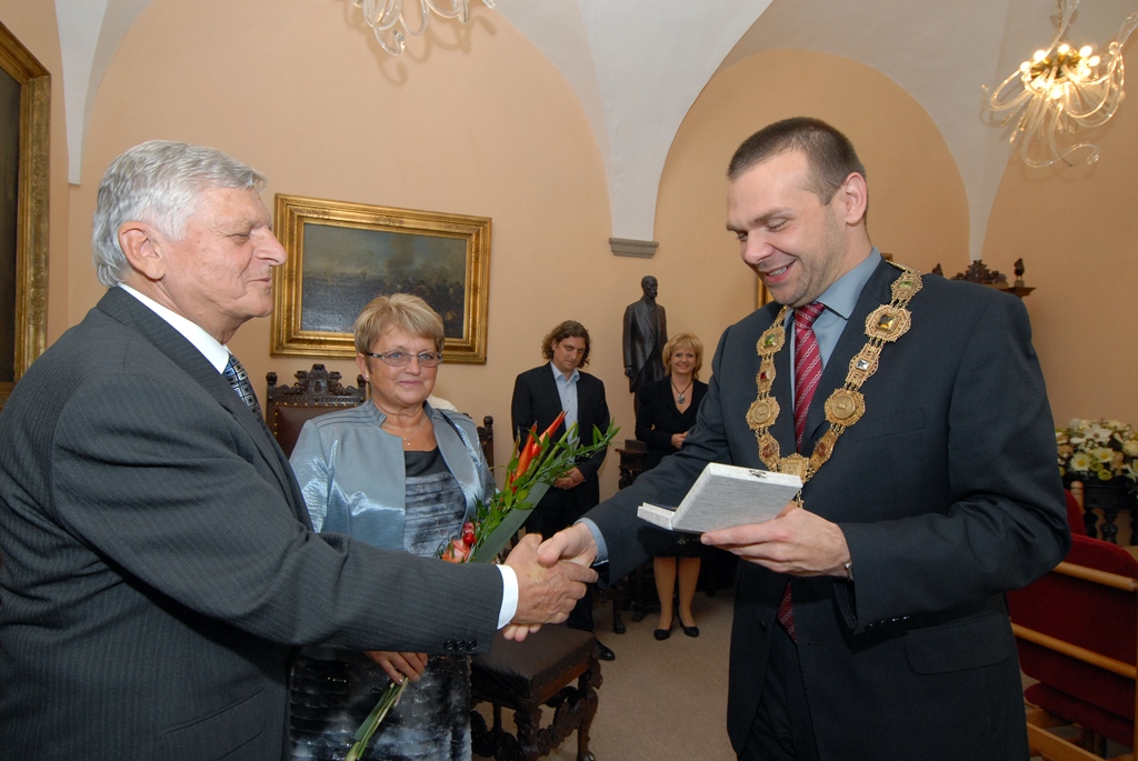 Městskou historickou pečeť převzal Miloslav Raboch