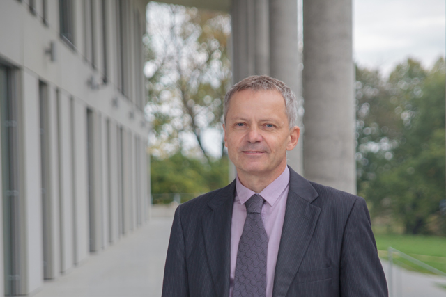 Miroslav Holeček