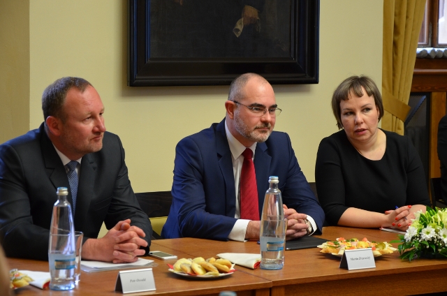 Plzeň chystá projekty za několik miliard, představila je evropské komisařce Corině Creţu