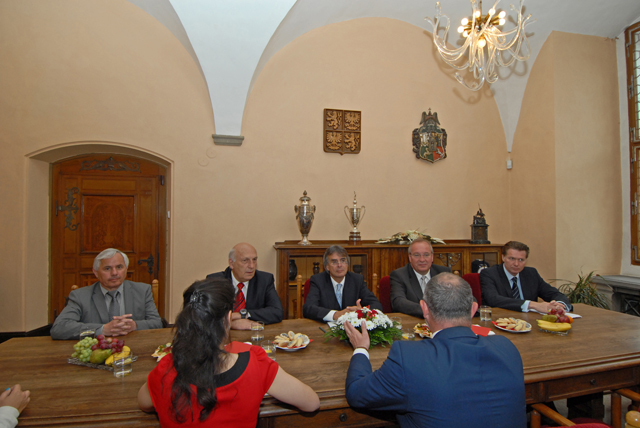 Skupinu vedenou Axelem Barteltem, vládním prezidentem tohoto partnerského regionu, přijal dnes primátor Martin Zrzavecký