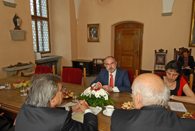 Skupinu vedenou Axelem Barteltem, vládním prezidentem tohoto partnerského regionu, přijal dnes primátor Martin Zrzavecký