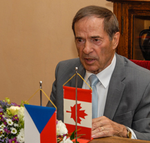 Kanadský velvyslanec navrhl dlouhodobou spolupráci mezi oběma zeměmi