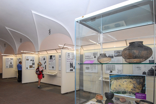 Historii města připomíná výstava v mázhauzu radnice