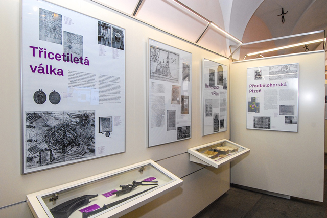 Historii města připomíná výstava v mázhauzu radnice