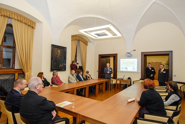 Společnost Lva z Rožmitálu symbolicky poputuje z Plzně až na „konec světa“