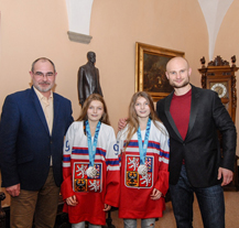 Hokejové úspěchy na olympijských hrách ocenili zástupci radnice