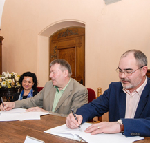 Město a charita podepsaly memorandum, upravuje spolupráci při zřízení sociální firmy