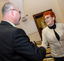 Senioři diskutovali s primátorem města, o dění v Plzni se zajímají