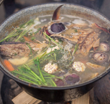 Klasické polévky i exotika provoní centrum města