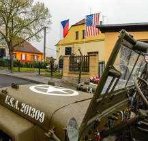 Zástupci města uctili ve čtvrtek památku padlých letců