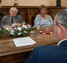 Primátor přijal volejbalové legendy, Stanislava Šnebergera a Věru Štruncovou