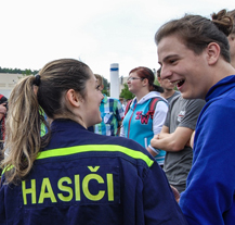 Na Dni s dobrovolnými hasiči soutěžilo přes 170 studentů, desítky dalších fandily