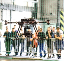 DronFest měl úspěch, největší zájem byl o letecké ukázky dronů