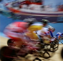 Sportovní fotografie Herberta Slavíka zaplní Smetanovy sady