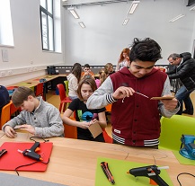 Novou vlnu kurzů pro děti a dospělé spustí v září Dům digitálních dovedností