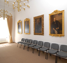 Nejvýznamnější zasedací místnost radnice získá nové vybavení