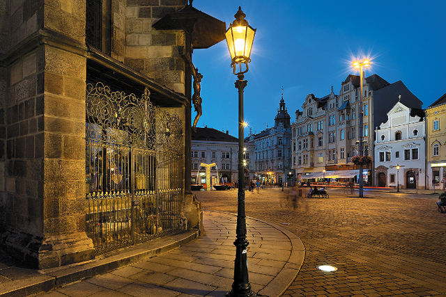 Večerrní Plzeň