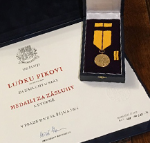 Významný exstarosta Plzně Luděk Pik byl vyznamenán in memoriam