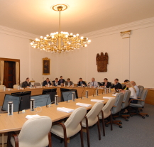 Nejvytíženější zasedací místnost radnice získala nové vybavení