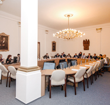 Plzeňská radnice má Sál Luďka Pika, uctila tak významného bývalého starostu