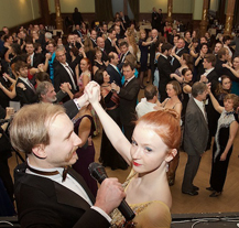 Plzeňané spolu s hvězdami roztančili Měšťanskou besedu, konal se reprezentační ples města