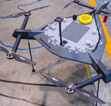 Město rozvíjí spolupráci s univerzitou, daruje dron fakultě elektrotechnické