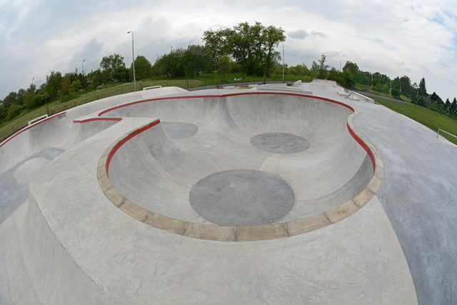 Škoda sport park - skateboardový bazén
