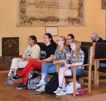 Zahraniční studenti češtiny navštívili radnici