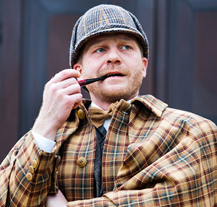 Divadelní léto vstupuje do svého závěru s Prokletím rodu Baskervillů