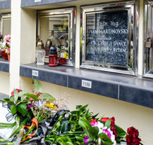 Zástupci města uložili urnu s ostatky Ivana Martinovského do kolumbária