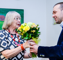 Květa Monhartová slaví životní jubileum, popřál jí Martin Baxa