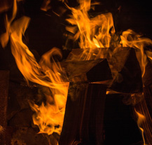 Plzeň zajistí přechodné náhradní bydlení pro lidi z požárem zničené ubytovny