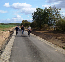 Z Malesic do Radčic vede nová stezka pro chodce a cyklisty