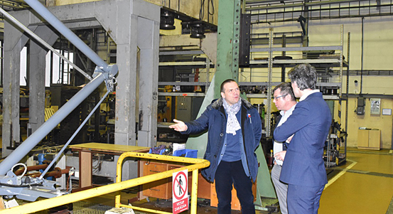 Primátor si prohlédl špičkové centrum žárových nástřiků i dynamickou zkušebnu