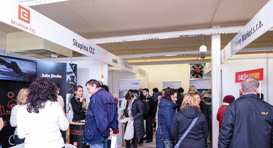 Na veletrhu práce se představilo 50 vystavovatelů