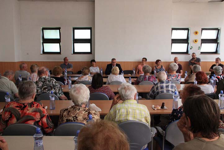 Setkání s obyvateli domu Prostřední 48