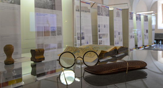 Výstava představuje česko-německé vztahy v posledních sto letech