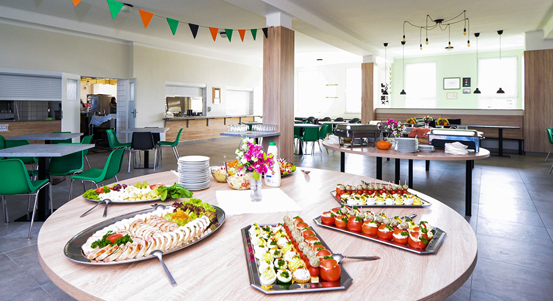 Město přispěje na rekonstrukce školních sportovišť a vybavení jídelny