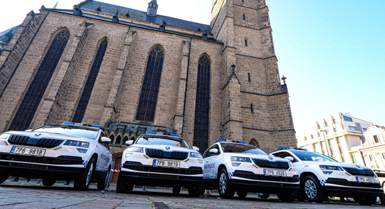 Plzeňští strážníci vyjedou do terénu s novými vozy