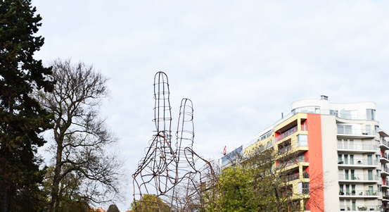 Drátěné véčko upozorňuje na program Cesta svobody