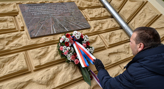 Občané v Plzni uctili památku deportovaných Židů před 78 lety