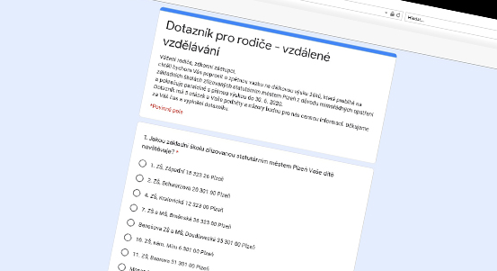 Plzeň chce znát spokojenost rodičů s dálkovou výukou žáků v době koronaviru