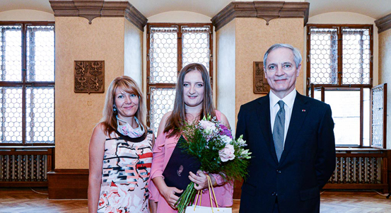 Držitelkou Ceny Jana Palacha se stala Barbora Ferdová z Církevního gymnázia