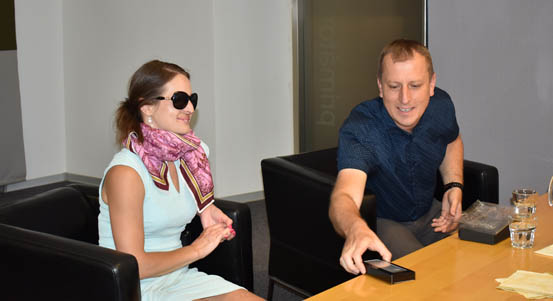 Bojovala o život, přišla o zrak a přesto pomáhá druhým