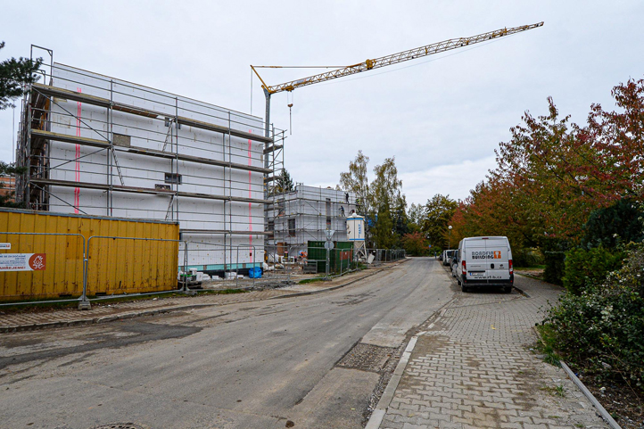 Nově postavený vedle původního domu v Zátiší (fotografie: M. Pecuch)